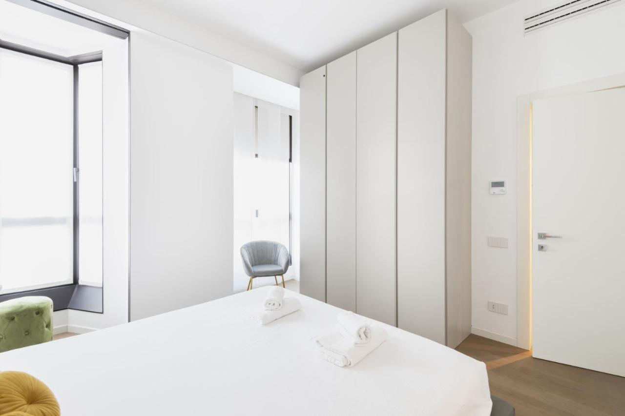 Easylife - Lussuosa Dimora Con Rooftop Condominiale Vista Duomo Милан Экстерьер фото