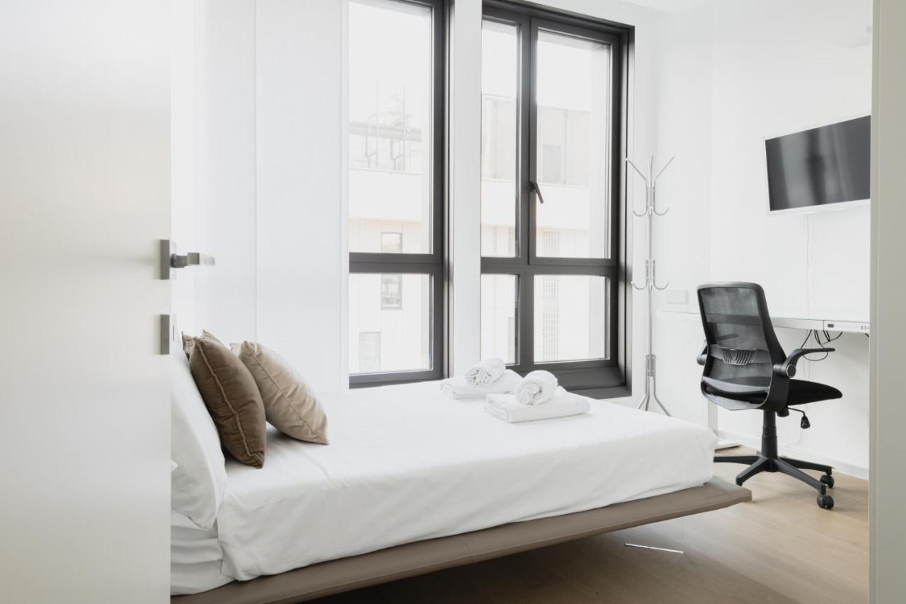 Easylife - Lussuosa Dimora Con Rooftop Condominiale Vista Duomo Милан Экстерьер фото