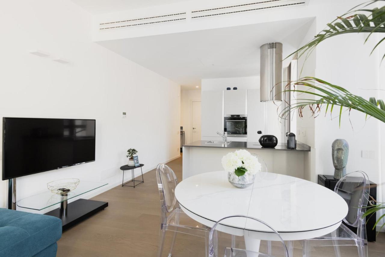 Easylife - Lussuosa Dimora Con Rooftop Condominiale Vista Duomo Милан Экстерьер фото