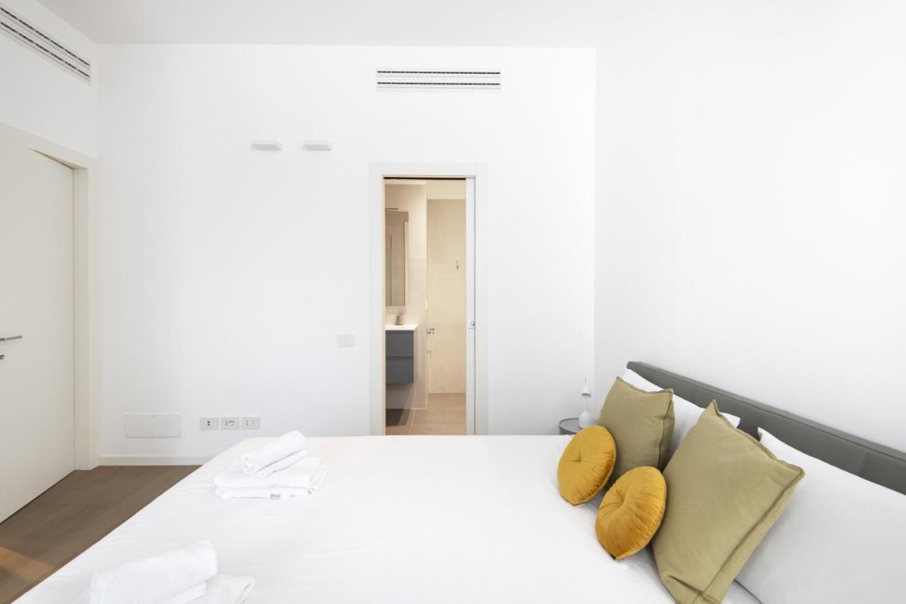 Easylife - Lussuosa Dimora Con Rooftop Condominiale Vista Duomo Милан Экстерьер фото